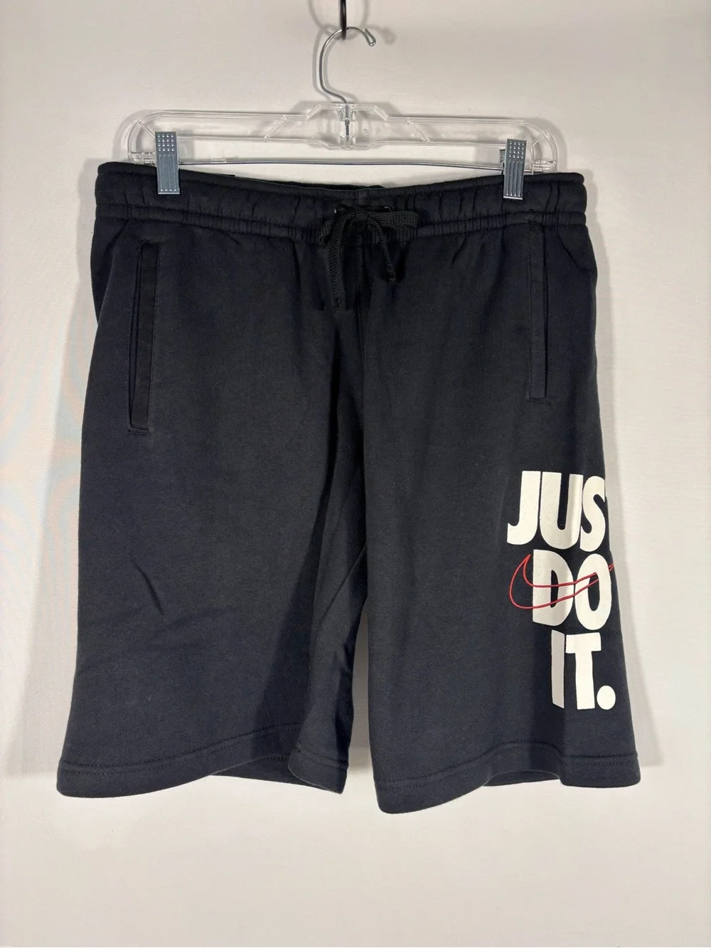 NWT Nike Just Do It Fleece Shorts Mens Black Swoosh Graphic Medium